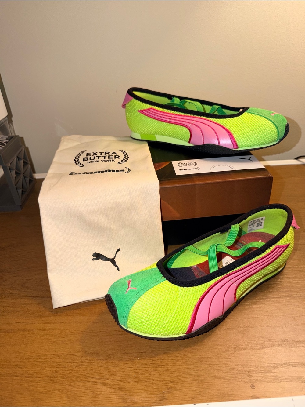 Exclusive Limited Edit Puma,Extra Butter Collab H Ballet Flats Watermelon Soju